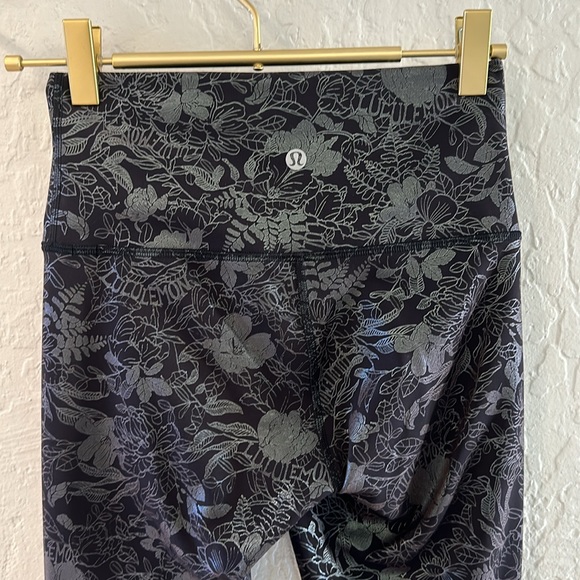 Lululemon Black Leggings with Metallic Floral Print, Size 4 - Picture 4 of 4
